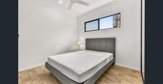 BRAND NEW STUDIO UNITS IN RACEVIEW - Photo 1