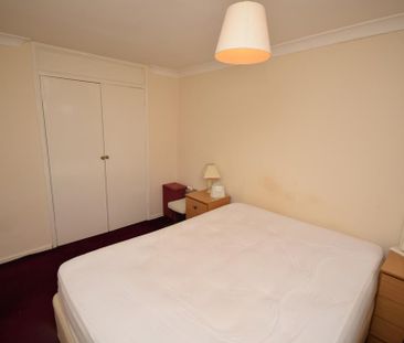 2 bedroom maisonette to rent - Photo 4