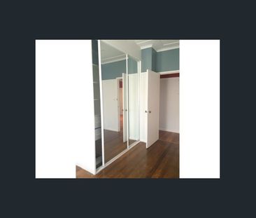 QUIET & COMPACT 3 BEDROOMS HOUSE FOR RENT!! - Photo 3