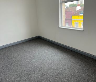 Room in a Shared Flat, Lawrence Hill, BS5 - Photo 1