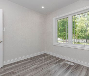 For Lease - 248 Felan Avenue, Oakville, Ontario - Photo 4