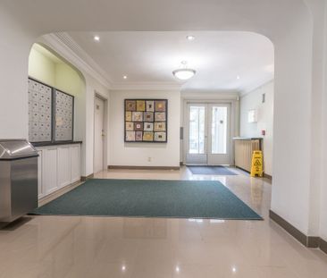 110 Wellesley Street East - Photo 2