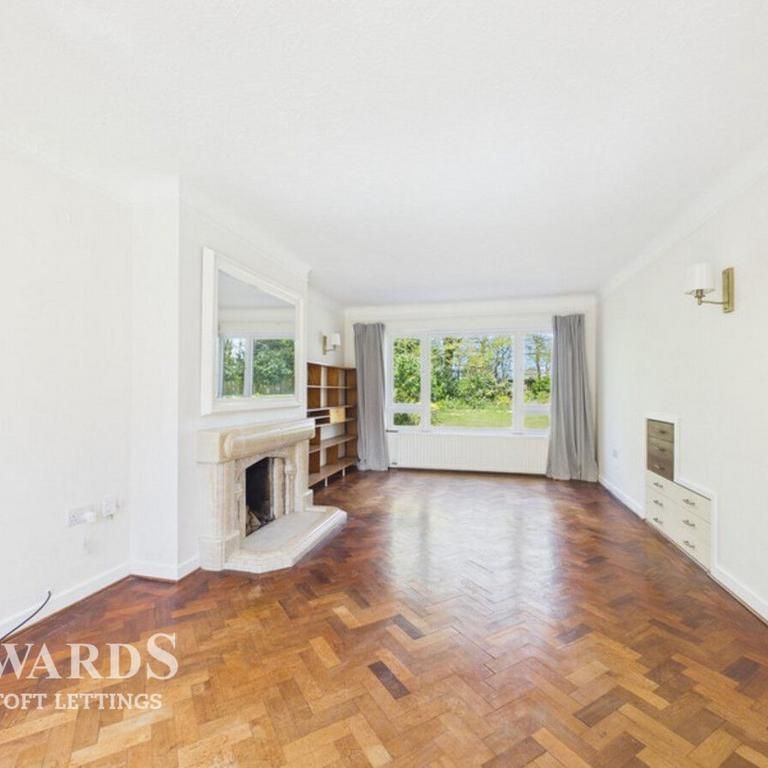 3 bedroom detached house to rent - Photo 1