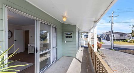 Easy Beach Access 2BR Home | Papamoa Beach - Photo 5