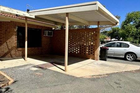 Town Centre Unit - Photo 5