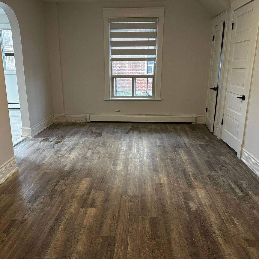 For Lease - 6251 Ker Street, Niagara Falls, Ontario - Photo 1