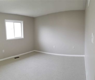 For Lease - 6043 Coxswain Crescent, Mississauga, Ontario - Photo 3