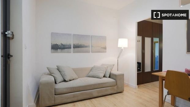 barcelona, Catalonia 08025 - Foto 1