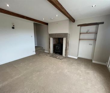 2 bedroom terraced house to rent - Photo 2