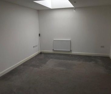 2 bedroom house to rent - Photo 1