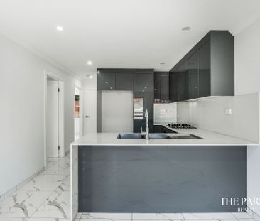 Near New Two Bedroom Brick Grannyflat - Photo 6