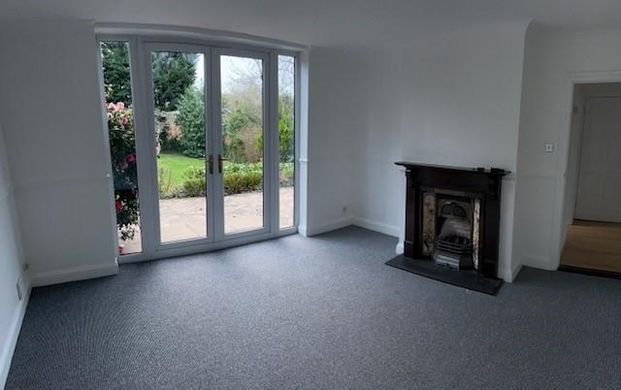 4 bedroom detached house to rent - Photo 1