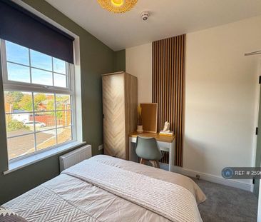 1 bedroom in a house share to rent - Photo 6