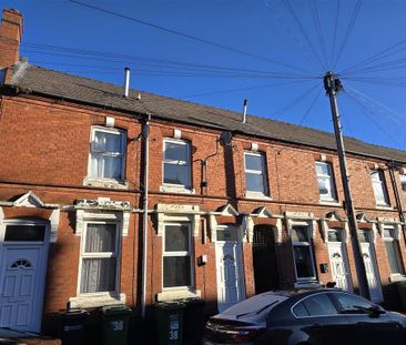 3 bedroom terraced house to rent - Photo 3