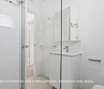 Stylish Ground Floor Apartment Moments from Elouera Beach - Photo 3