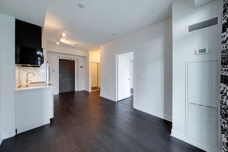For Lease - 33 Shore Breeze Drive Unit# 407, Toronto, Ontario - Photo 2