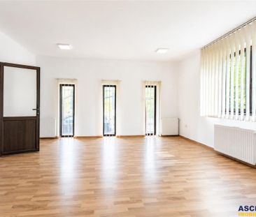Spatiu versatil ultracentral, 125 mp, curte, parcare, clasa - Photo 5