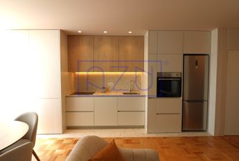 Apartamento T2+1 em Porto