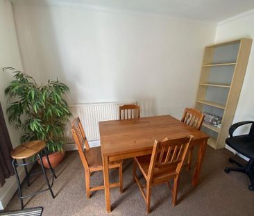 2 bedroom house share to rent - Photo 3