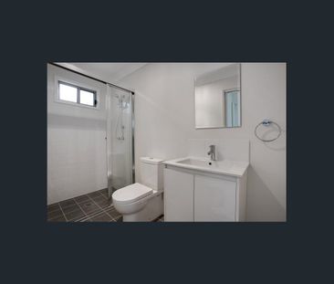 Convenient 2-bedroom Granny flat - Photo 1