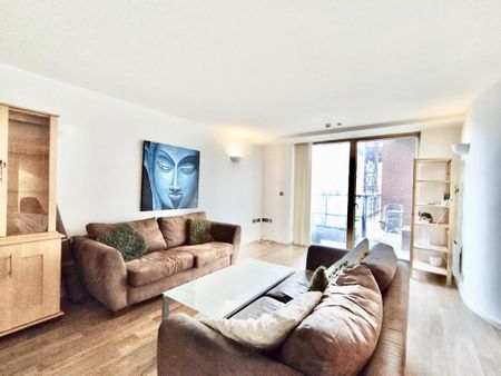 2 bedroom apartment to rent - Photo 3