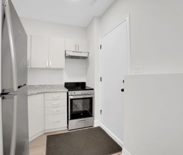 For Lease - 19 Lambton Avenue Unit# Bsmt, Toronto, Ontario - Photo 4