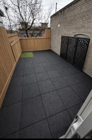 For Lease - 1918A Queen Street Unit# 200, Toronto, Ontario - Photo 2