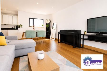 2 Bedroom Flat To Rent - Photo 2