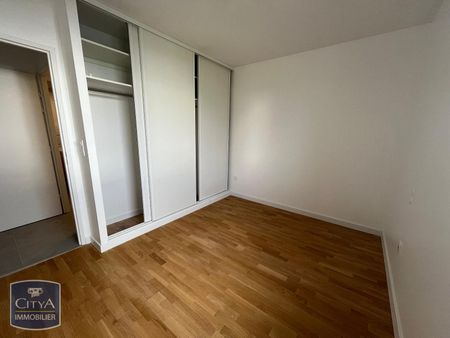 Location Appartement 3 pièces 75m² LINGOLSHEIM 67380 - Photo 2