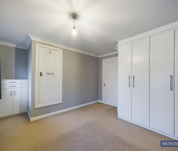 3 bedroom end of terrace house to rent - Photo 4