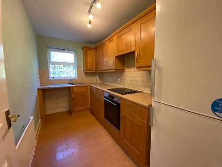 2 bedroom apartment to rent - Photo 4