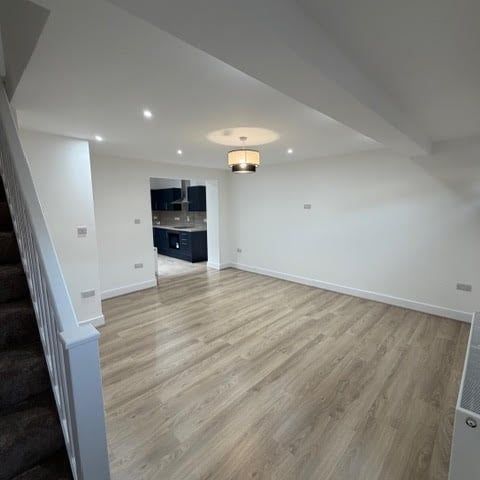 2 Bed Maisonette, Knotts Green Mews, E10 - Photo 1