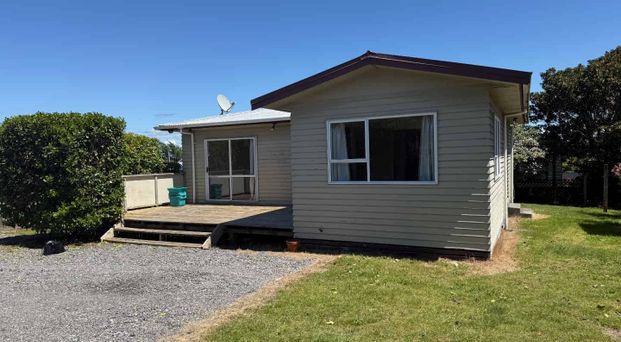 Cosy two bedroom home - Photo 1