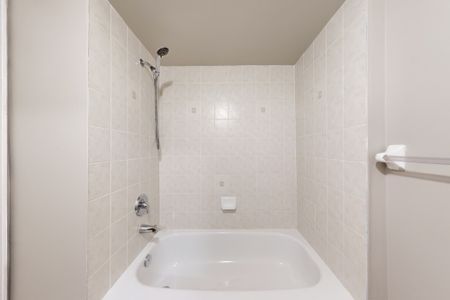 For Lease - 369 Caboto Trail, Markham, Ontario - Photo 4