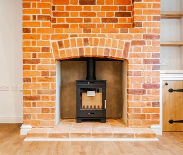 3 bedroom detached house to rent - Photo 5