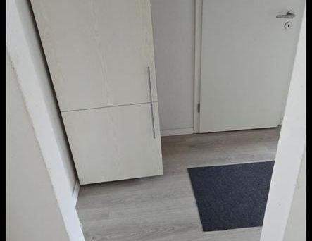 Helle 2- Zimmerwohnung, WG tauglich Neunkirchen ab sofort! - Photo 1