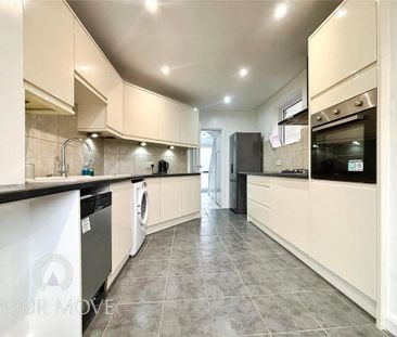 3 bedroom semi-detached house to rent - Photo 1