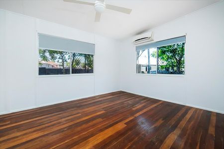 Family Home with Air Conditioning and Large Yard! - Photo 2