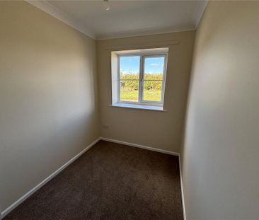 2 bedroom bungalow to rent - Photo 2