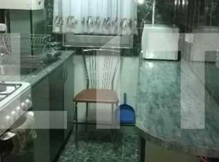 3 camere, 53 mp, balcon, zona strazii Ciucas - Photo 2