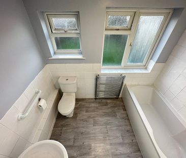 3 bedroom house to rent - Photo 2