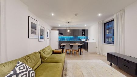 3 bedroom flat to rent - Photo 2