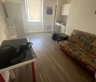 Location Appartement 1 pièce 20m² ROUBAIX 59100 - Photo 5