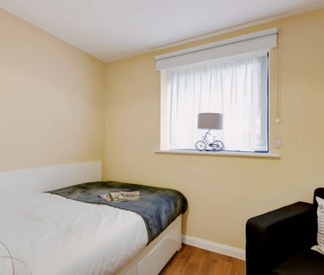 Bronze Studio - Photo 5