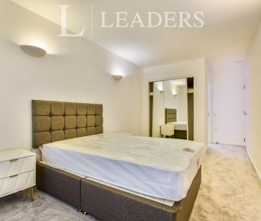 2 bedroom flat to rent - Photo 6