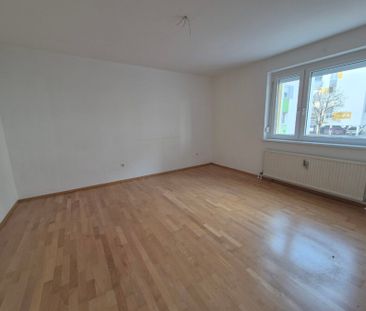 Ruhig gelegene 2-Raum-Wohnung im 1. Stock **Lift** - Photo 5