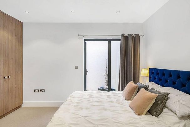 2 bedroom maisonette to rent - Photo 1