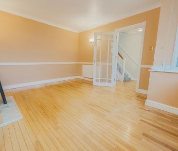 4 bedroom semi-detached house to rent - Photo 1