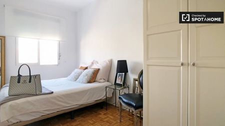 4 room luxury Flat for rent in Madrid, Autonomous Region of Madrid - Photo 4