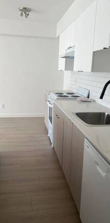 CLOSE TO RCH & SKYTRAIN *BONUS* 1 Bedroom Suites - Photo 1